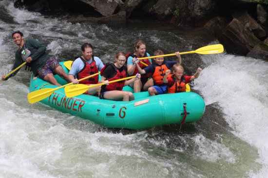 Things To Do Rolling Thunder River Company